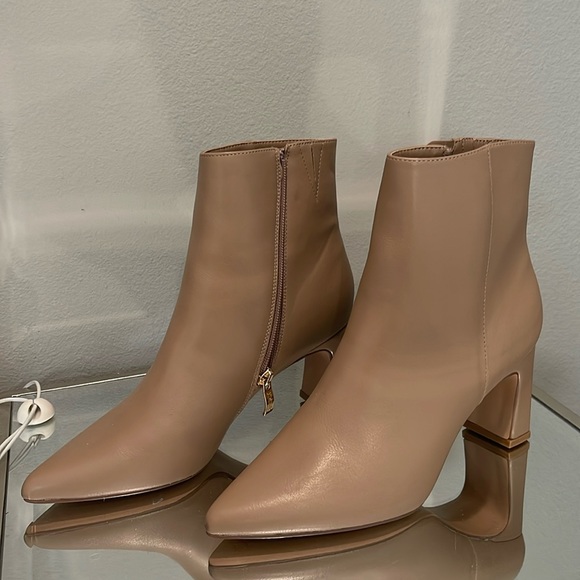 New Michael Shannon Taupe Brown Leather Boots - Picture 1 of 5